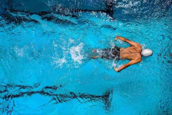 nadar para adelgazar