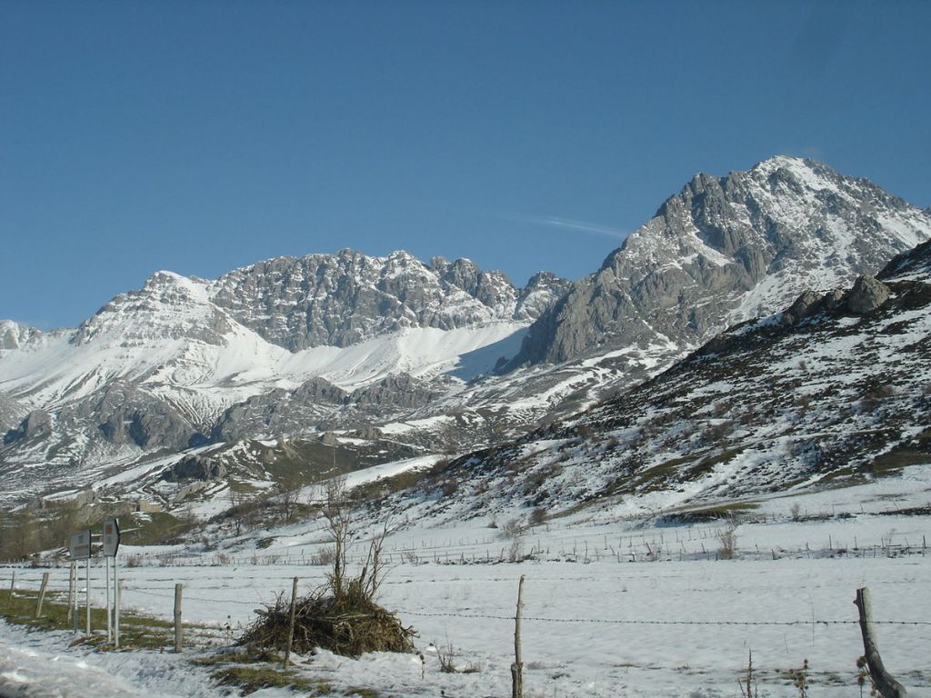 peña Ubiña, aventura