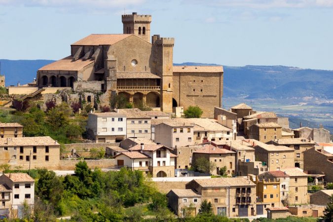 UJUÉ, NAVARRA UNO DE LO DESTINOS PARA COMENZAR LAS VACACIONES DE TU VIDA