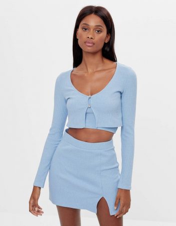 Conoce la colección de sets de Bershka para conjuntar todo tu look 17 Merca2.es Set chaqueta y top punto