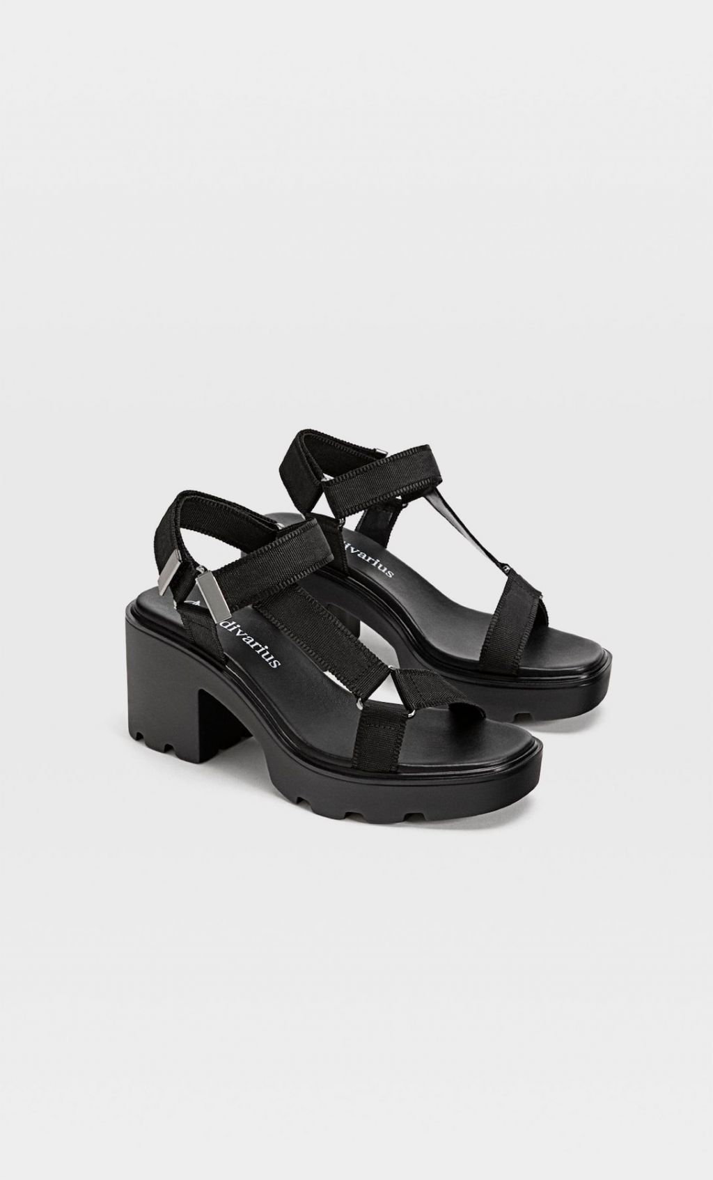 sandalias piso track