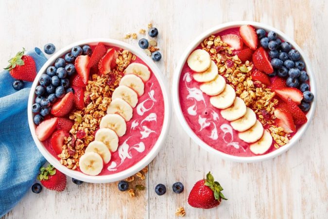 6 recetas veganas riquísimas para hacer en casa 37 Merca2.es Smoothie Bowl 1 Merca2.es