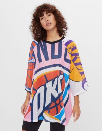 Camiseta rejilla NBA Bershka  