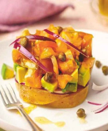 6 recetas veganas riquísimas para hacer en casa 38 Merca2.es ensalada templada Merca2.es