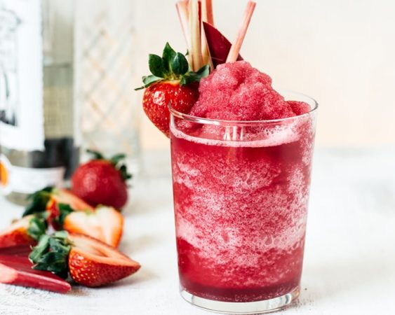 Las cinco bebidas de verano con más calorías según la OCU 15 Merca2.es granizado SANDIA Merca2.es