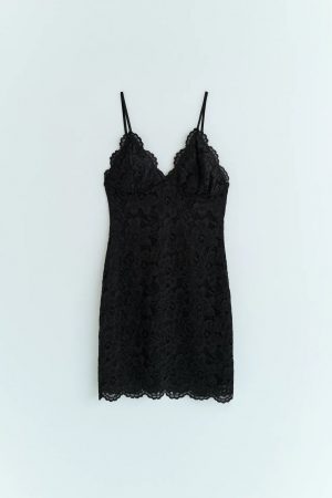 vestido encaje zara