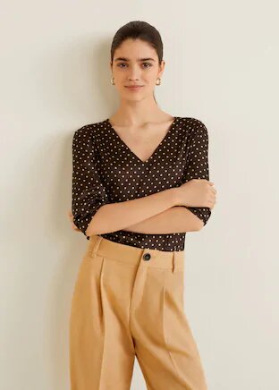 camiseta satinada mango