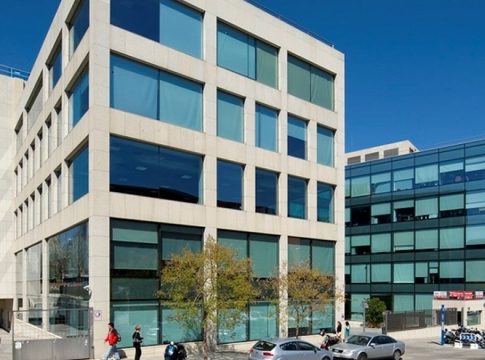 Calle Albasanz, 15b (1)