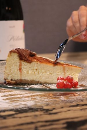 Candela Madrid: los mejores sabores con inspiración madrileña en Chamartín 10 Merca2.es tarta de queso casera