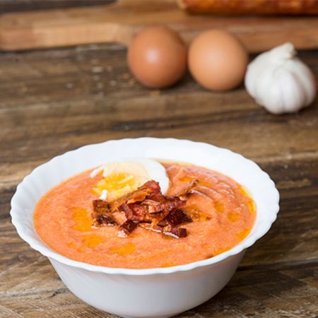 Más detalles sobre el salmorejo cordobés Merca2.es