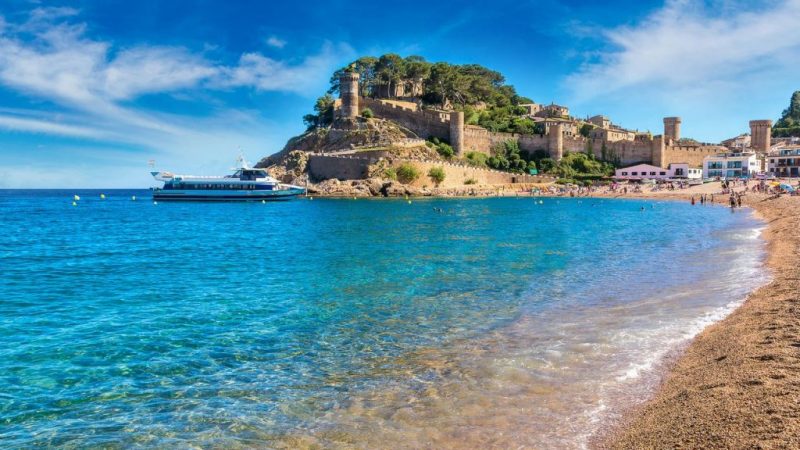 Pueblos de Barcelona con encanto para una escapada 4 Merca2.es tossa de mar pueblos