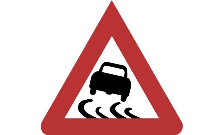 carretera peligrosa, señal