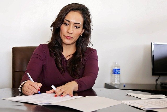 Así es el nuevo programa de microcréditos para emprendedoras