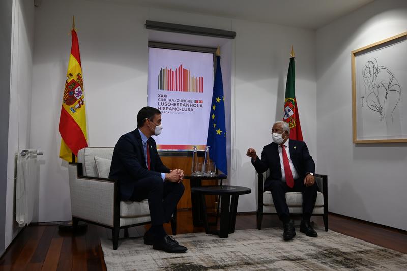 Sánchez reafirma su compromiso ferroviario con Extremadura