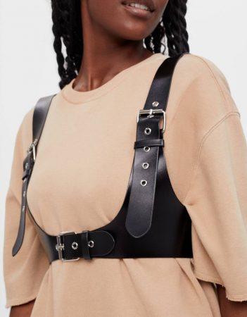 arnes hebillas metalicas bershka