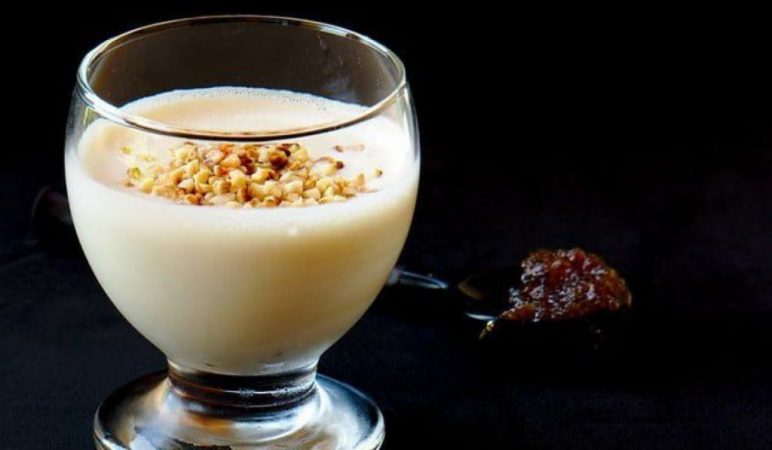 cómo hacer el batido de plátano y avena para la dieta