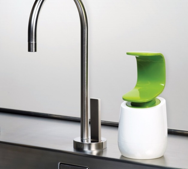 Aliexpress: los 10 artilugios más flipantes por menos de 10 euros 64 Merca2.es dispensador de gel