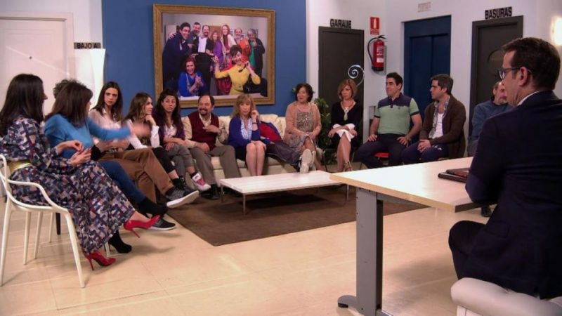 junta de vecinos en la que se avecina Merca2.es