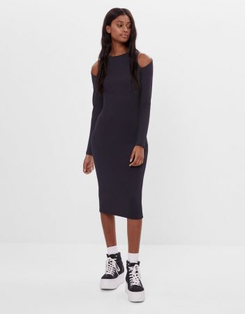 vestido hombros cut out bershka