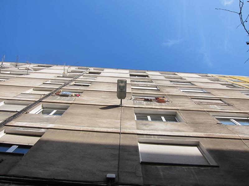 La compraventa de viviendas creció un 5,4% en septiembre y el precio bajó un 7%