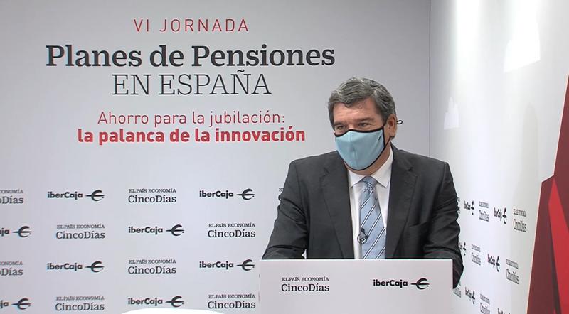 Escrivá defiende el fondo de pensiones público para el ahorro de pymes y autónomos