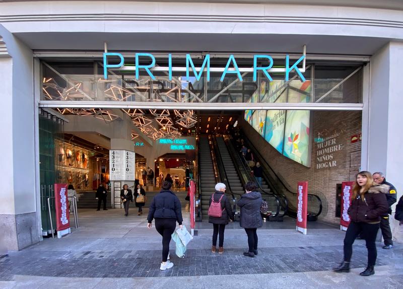 Primark retira el ERTE por causas organizativas y de producción en España