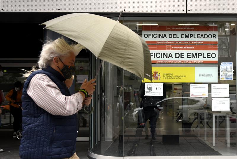 La eurozona recuperó en el tercer trimestre menos de la mitad del empleo perdido