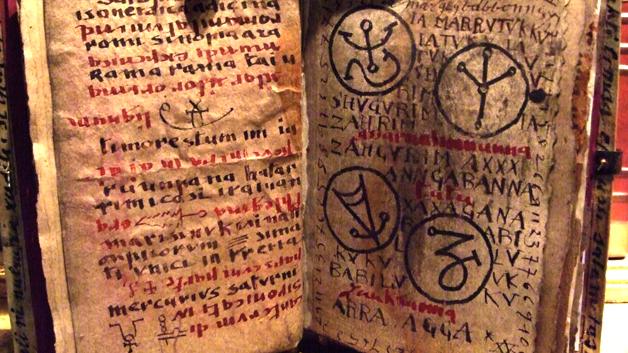 necronomicón, libros