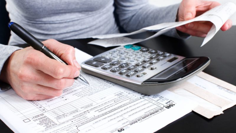 Noviembre: toca pagar los impuestos y cuotas atrasadas por la pandemia 2 Merca2.es pagar impuestos durante la pandemia