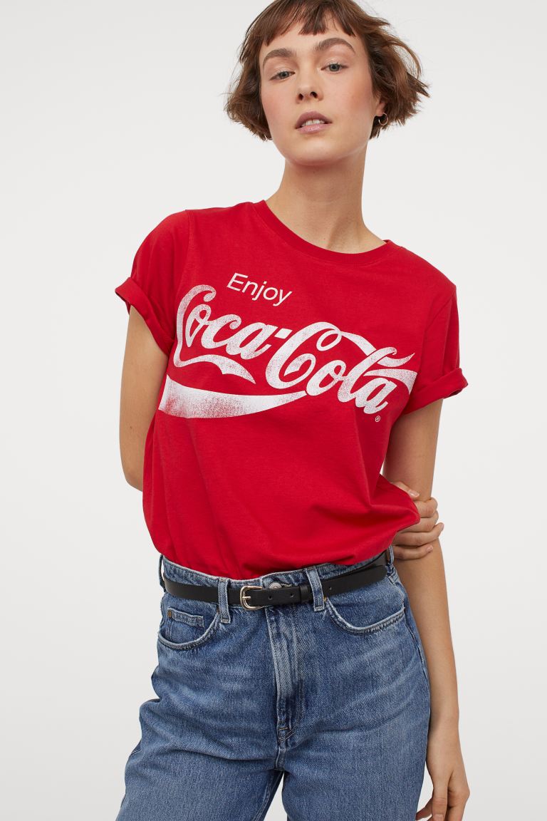 camiseta estampada coca-cola h&m