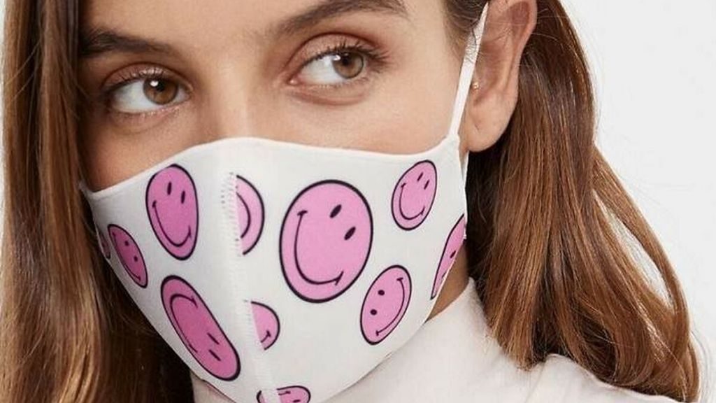 Mascarillas de Bershka para pasar de las ‘normales’
