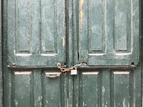 okupas ilegal Merca2.es