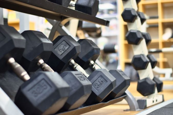 gimnasio Rendimiento, proteínas - mancuernas