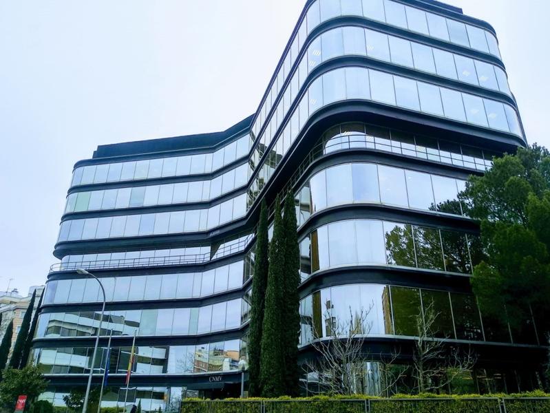 La CNMV alerta sobre suplantaciones de identidad para defraudar a inversores