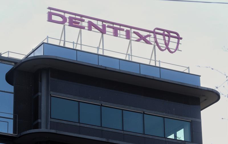 Adicae se persona en el concurso de acreedores de Dentix para defender los derechos de los afectados