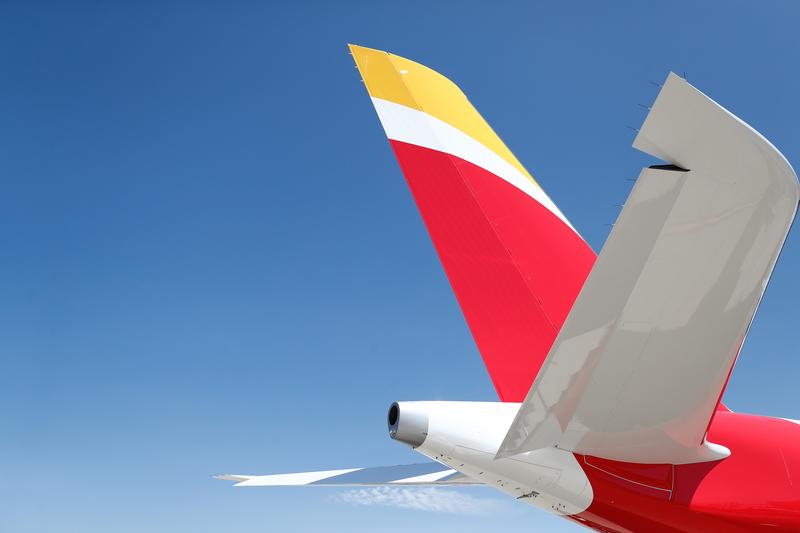 Sánchez asegura que Iberia podrá seguir volando en el espacio europeo tras la salida del Reino Unido de la UE