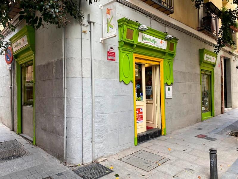 España se vuelca con el comercio de barrio en las compras navideñas