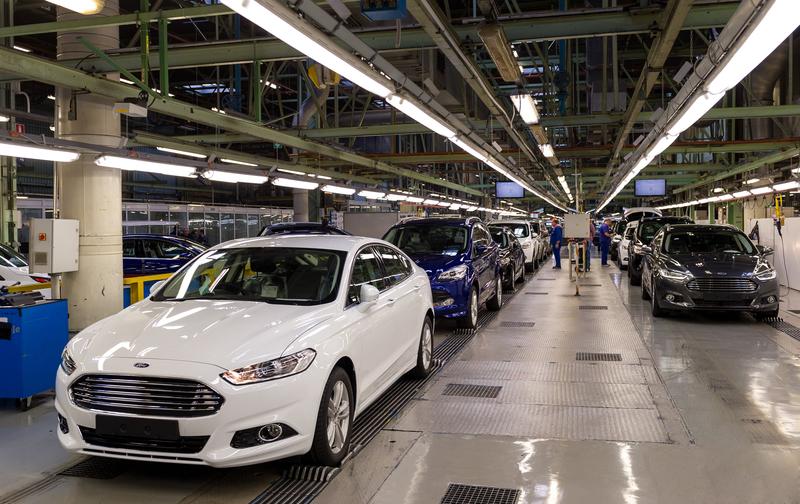 Ford Almussafes y sindicatos no llegan a un acuerdo sobre la parada de motores en marzo
