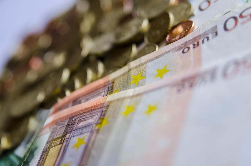 Banco de España prevé que la segunda ola mantenga un ahorro «elevado»