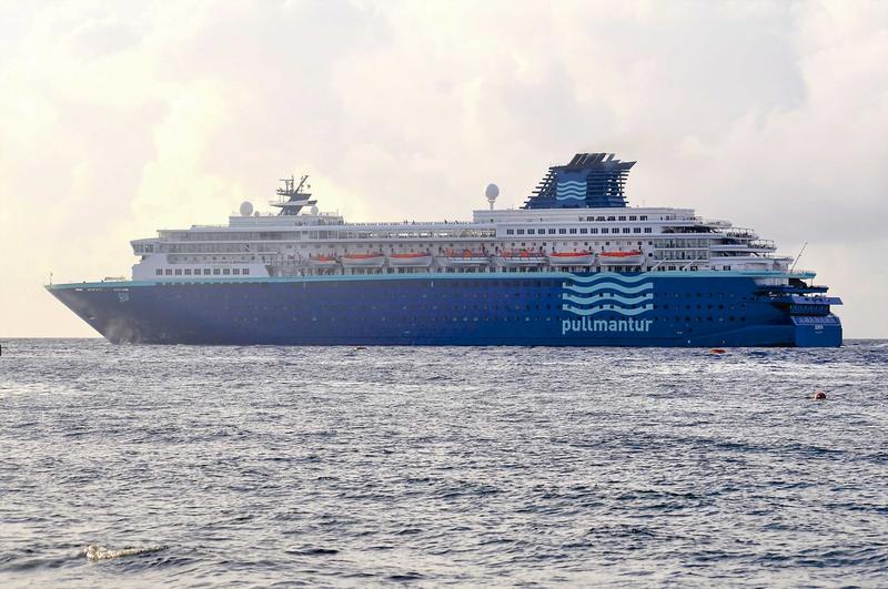 Pullmantur Cruceros comenzará el reembolso a los pasajeros antes de que finalice el año