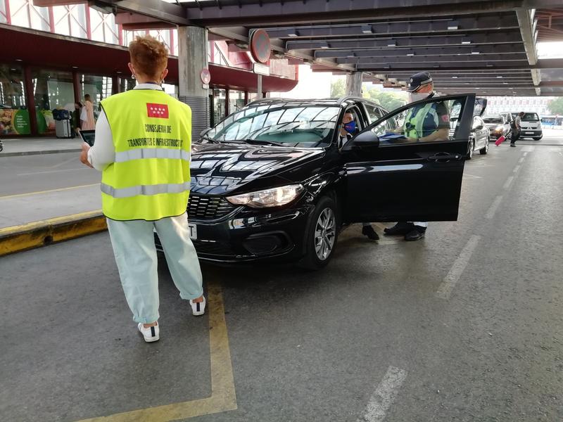 El Gobierno refuerza las sanciones a los servicios de VTC para garantizar la competencia leal con el taxi