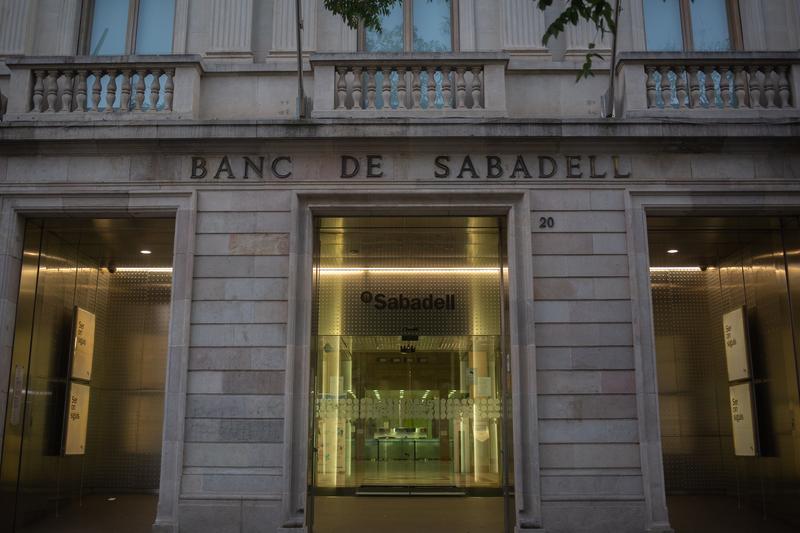Banco Sabadell cierra el plazo de adhesión a su plan de ajuste