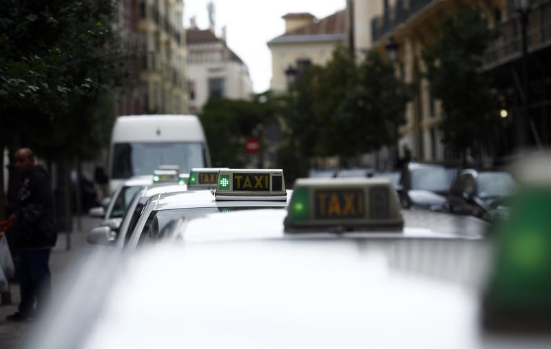 Los 15.700 taxistas de Madrid recibirán ayudas directas en 2021 por valor de 5 millones