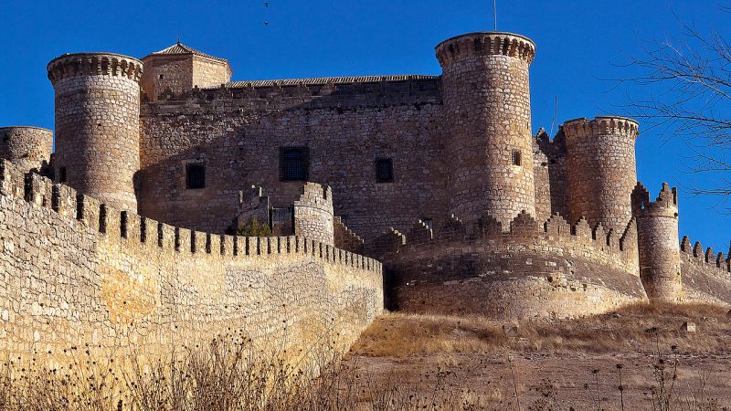 Estos son los castillos más impresionantes que puedes visitar en Castilla-La Mancha