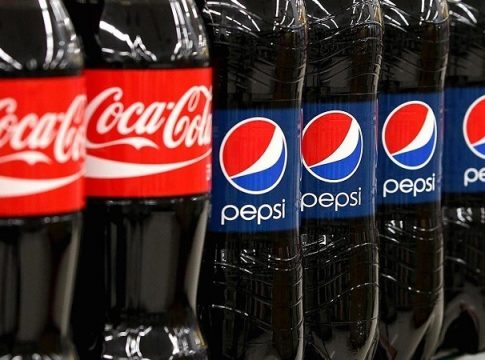 La batalla Coca-Cola y PepsiCo se traslada del precio al marketing y publicidad La batalla Coca-Cola y PepsiCo se traslada del precio al marketing y publicidad