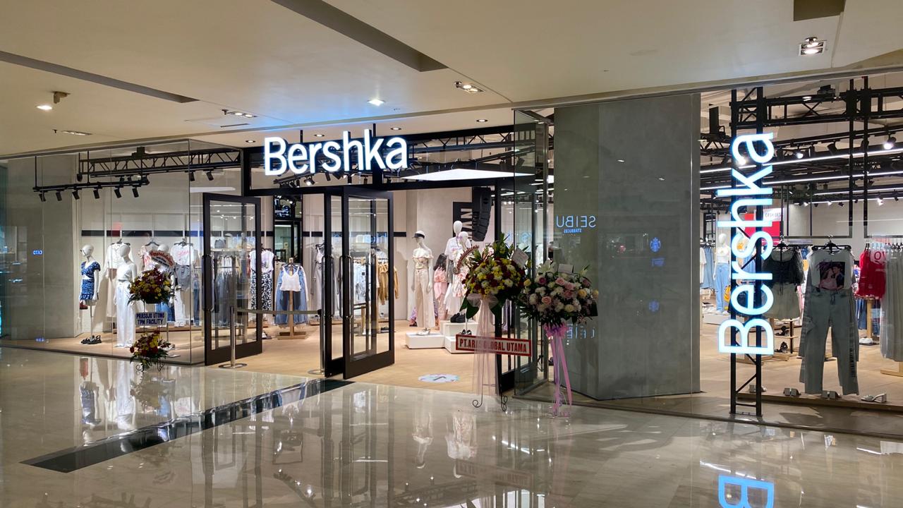Bershka: vístete para año nuevo con estas prendas por 20 euros o menos