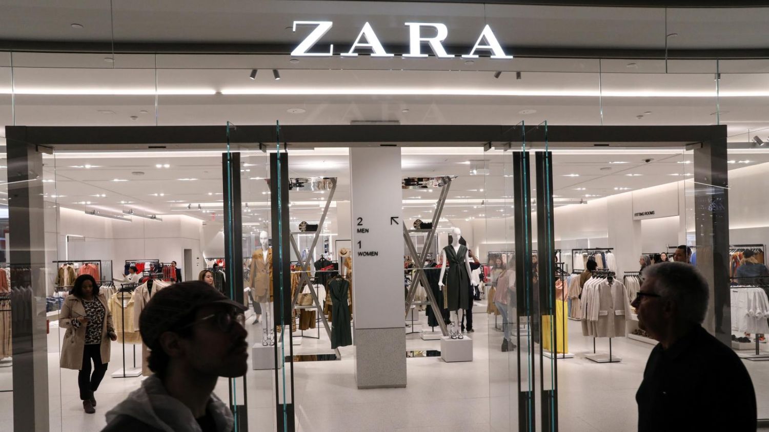 Zara: americanas cómodas y elegantes para estas fiestas