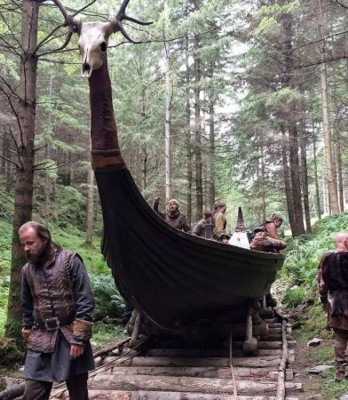 Screenshot 2021 01 30 Vikings Valhalla vikingsvalhallabrasil • Fotos y videos de Instagram3 Merca2.es