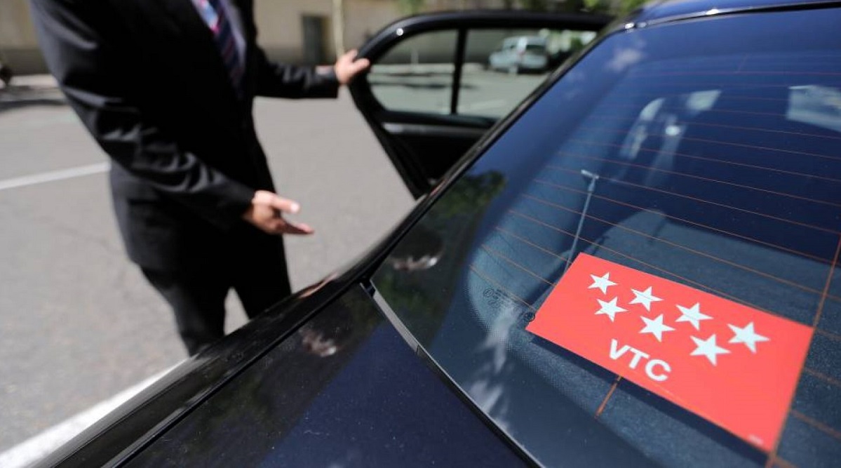 Auro, Álvarez-Carlón y Parrondo, ante el juez por falsedad y estafa en las VTC