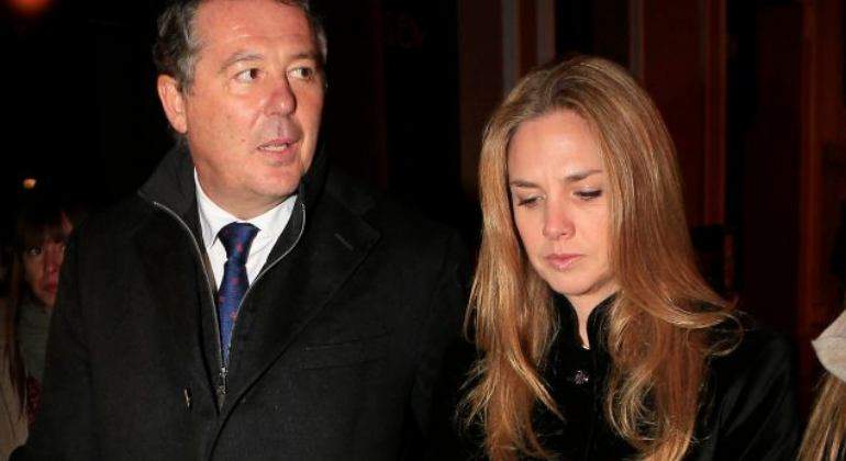 Bea Fanjul y Posada de Maravillas, los últimos en sumarse: así son las parejas del 'Poliarte' 5 Merca2.es michavila-genoveva-político-famoso-rompen-poliarte